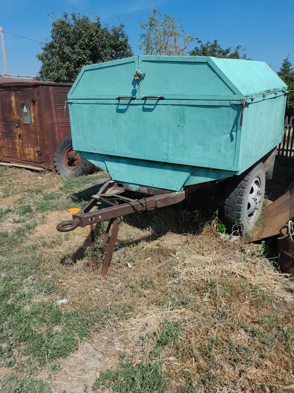 Продам прицеп с документами