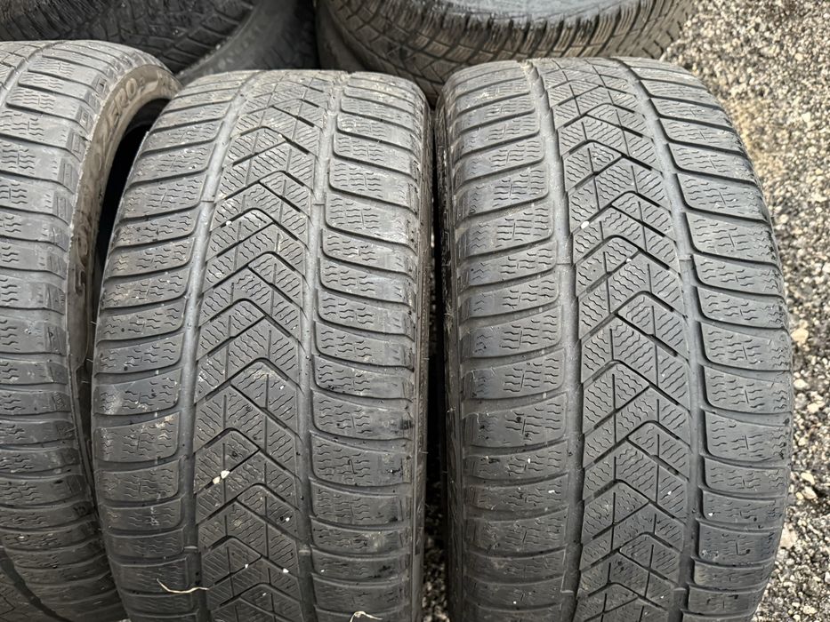 Зимни гуми 19-ки 245/40/19