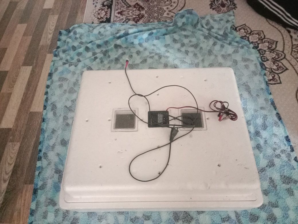 Продам инкубатор