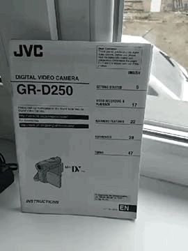 Продам видеокамеру JVC