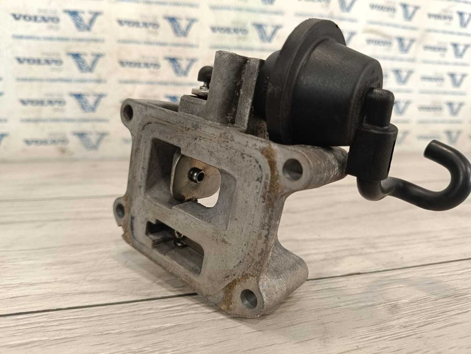 Clapeta EGR OEM 31219277 VOLVO V40, S60, V70, XC60, XC70 motor E5