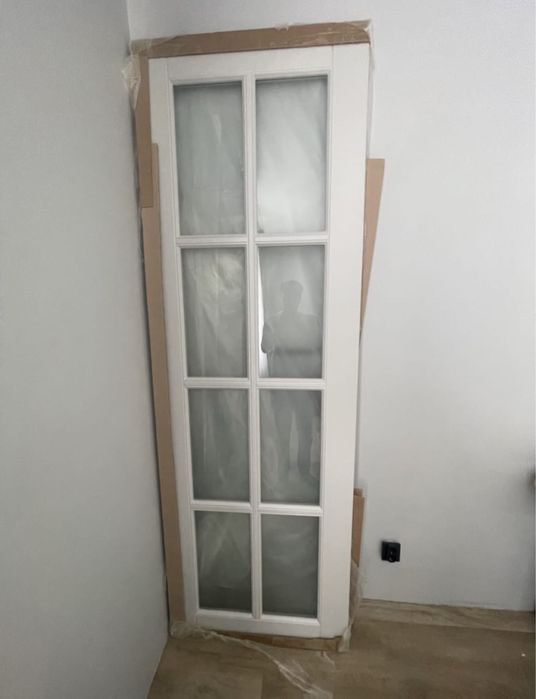 Дверь из чистого дерева