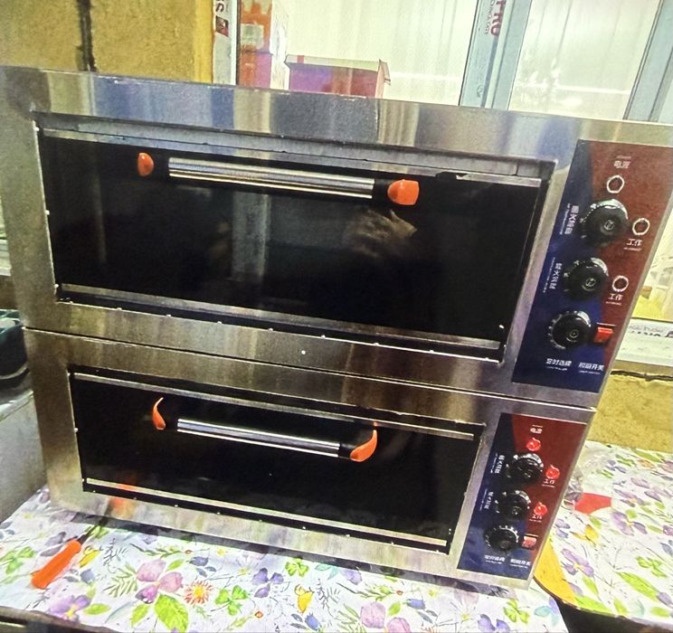 Продам печь для пиццы и выпечки а так же миксер