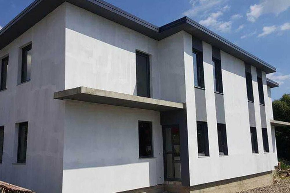 Acoperisuri montaj si reparatii, dulgheri, tinichigii acoperis tigla