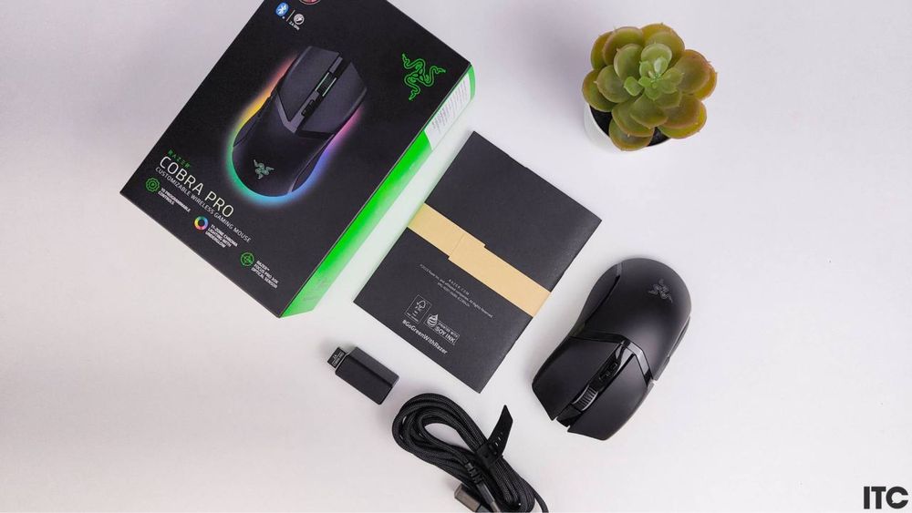 Razer Cobra Pro. Wireless