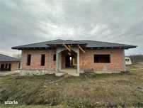 Casa de vanzare la rosu, in Tautii Magheraus