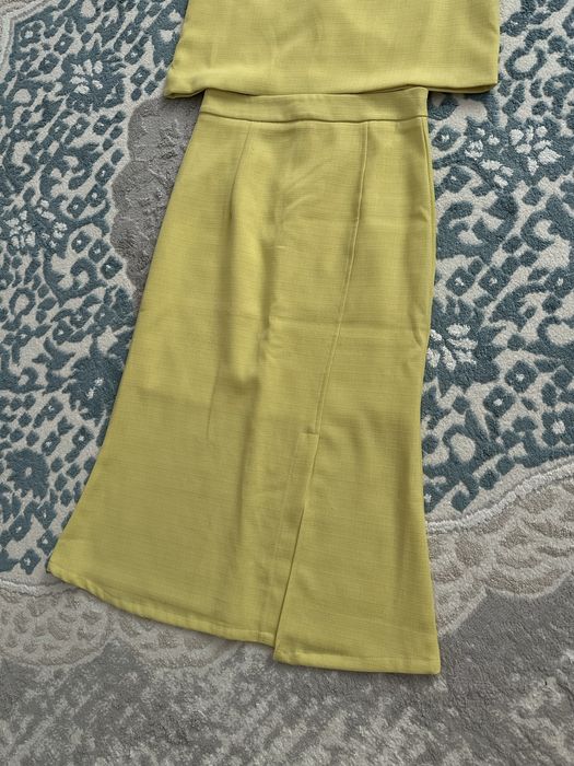 Двойка горчичный цвет