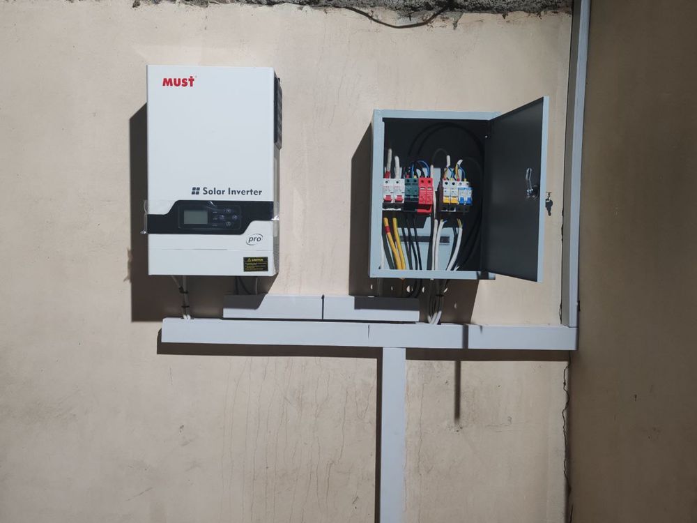 Quyosh paneli elektr avtola zaratchik Elektirik hizmatlari prafesonal