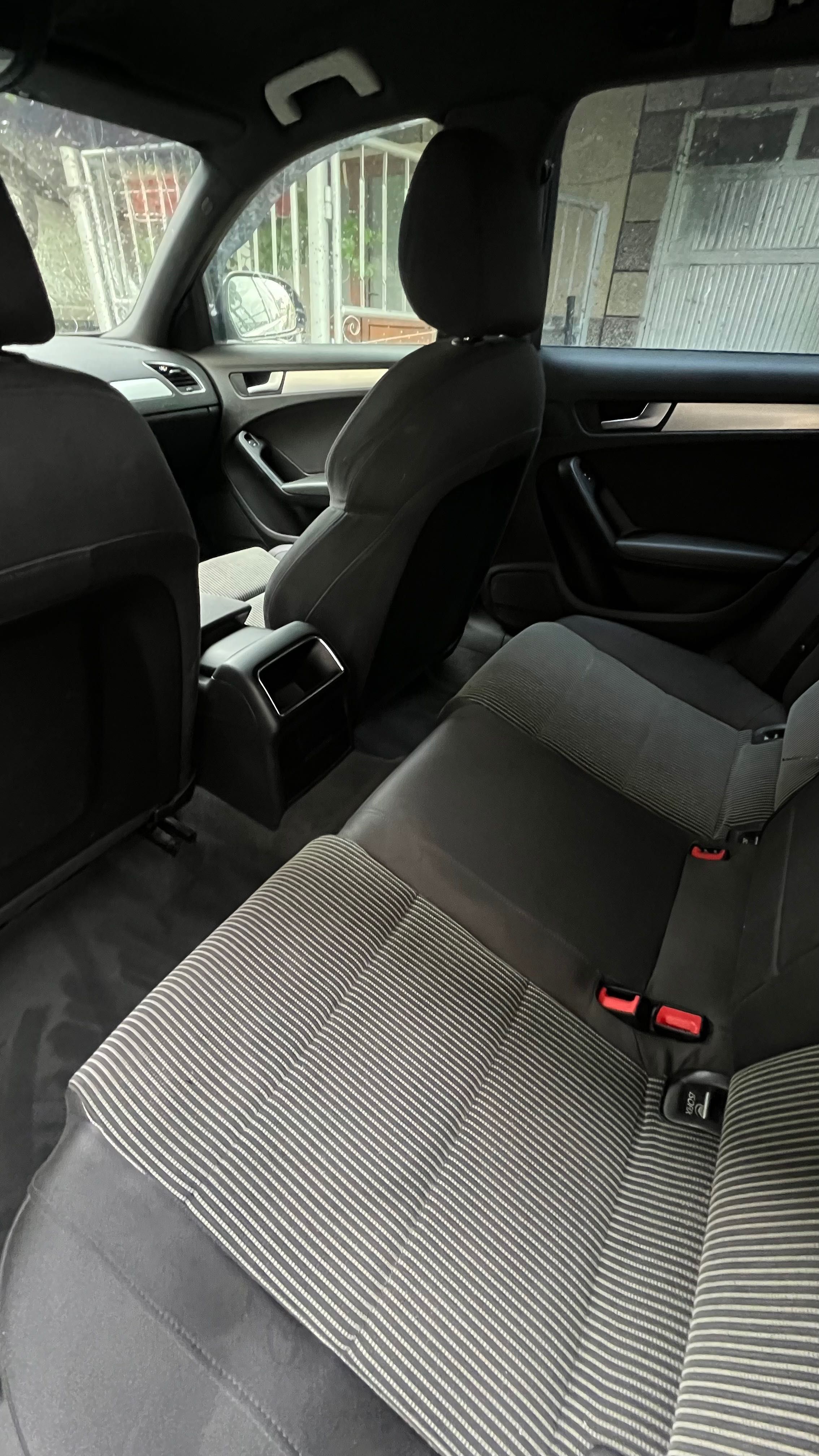 Audi A4 B8 2009г.