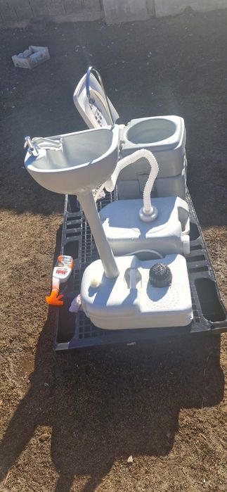 Set Wc și chiuveta pentru cemping
