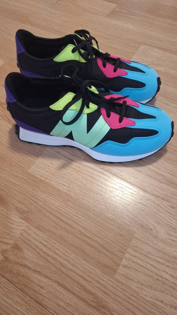 Adidași New Balance mărimea 38,5