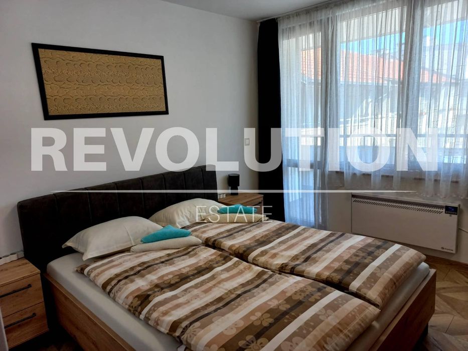 Дава се под наем Тристаен апартамент в Варна, Лятно кино Тракия - 110 кв.м за 1000 € - Снимка #9