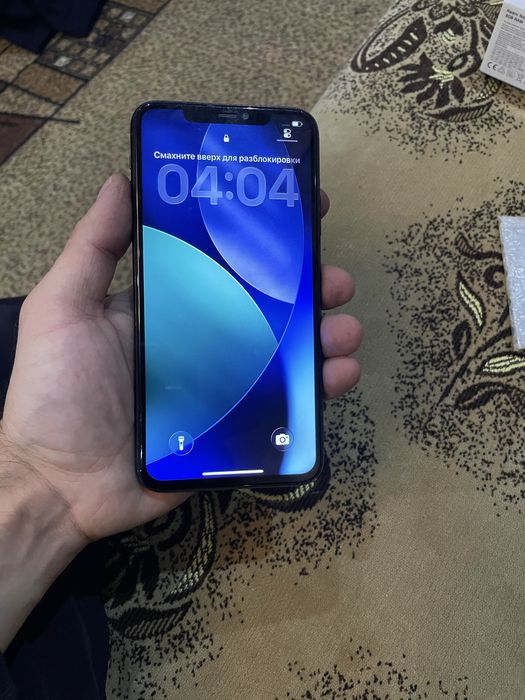 Продам телефон Apple 11 Pro Max 64Gb