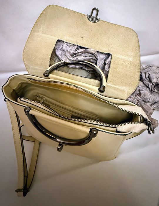 Дамска чанта от естествена кожа