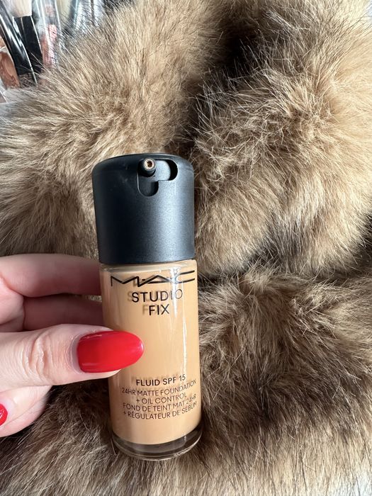 Фон дьо тен Mac studio fix