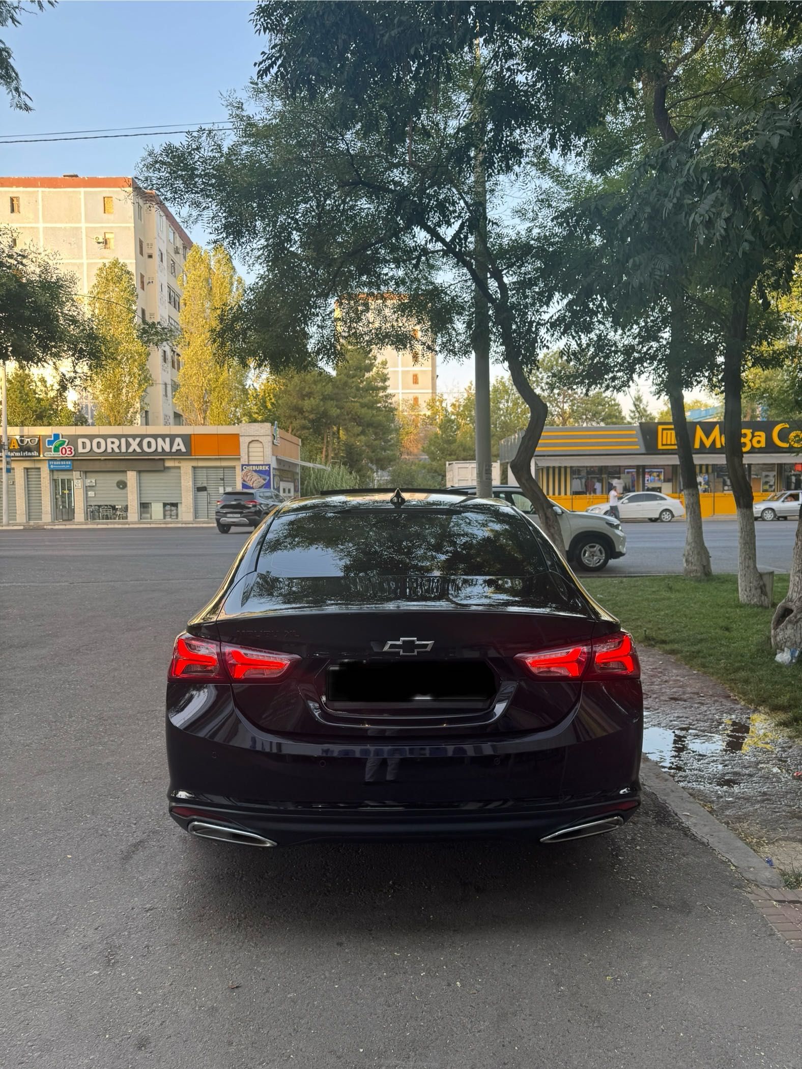 Malibu XL, 2023 Qora
