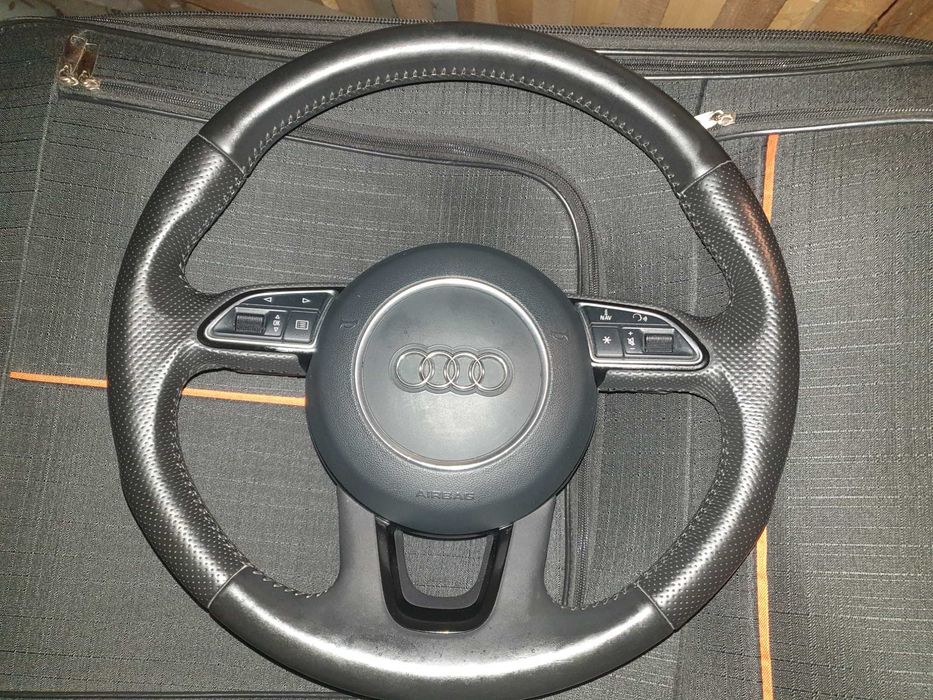 Volan Audi sport cu padele si airbag