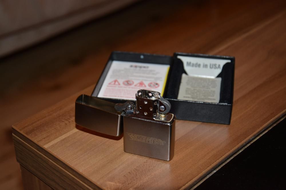 Bricheta Zippo Originala