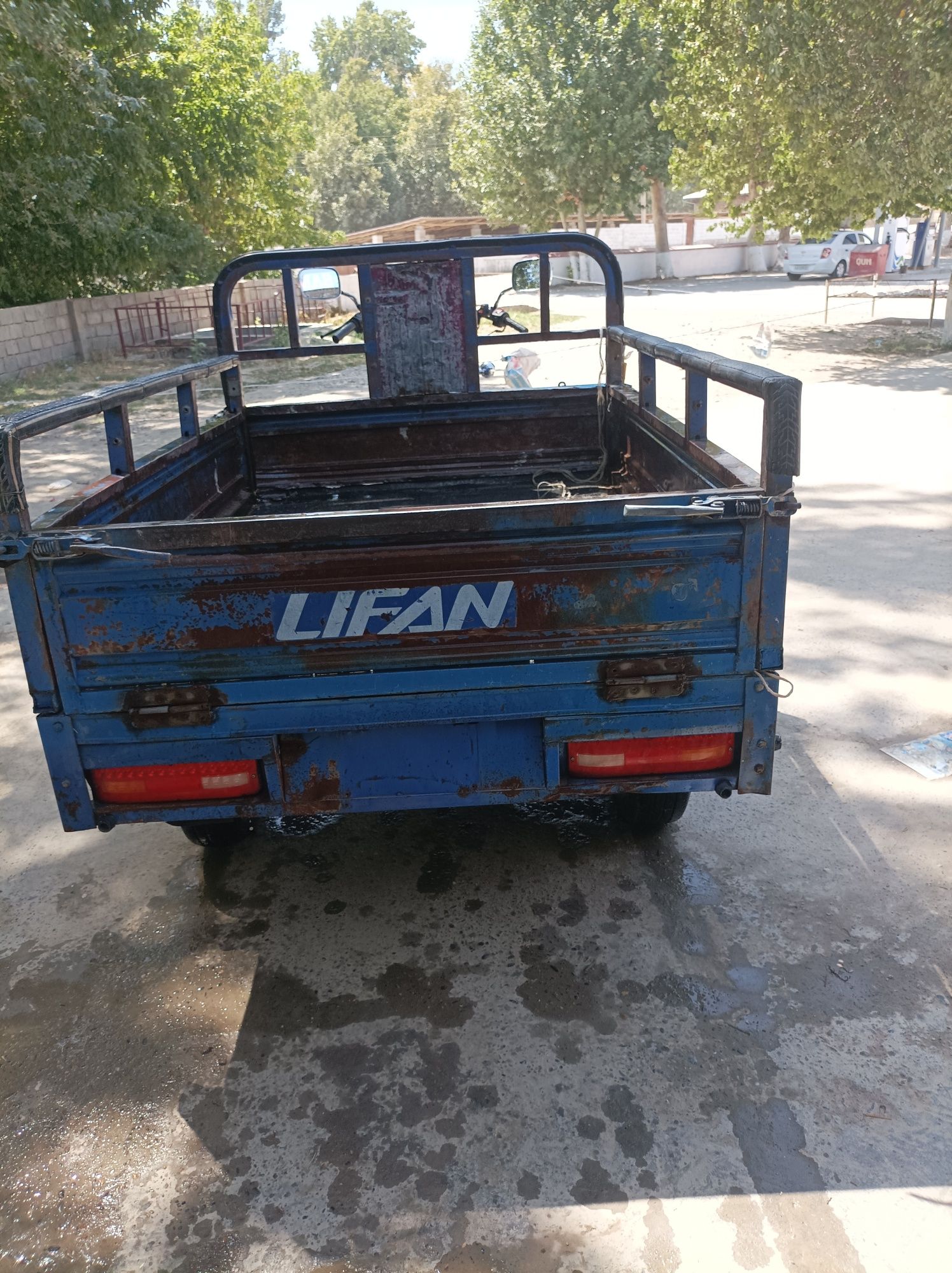 Lifan moto sotiladi