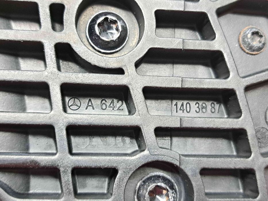 Rezonator aer Mercedes Clasa E (W212) AMG [Fabr 2009-2016] A6421403887