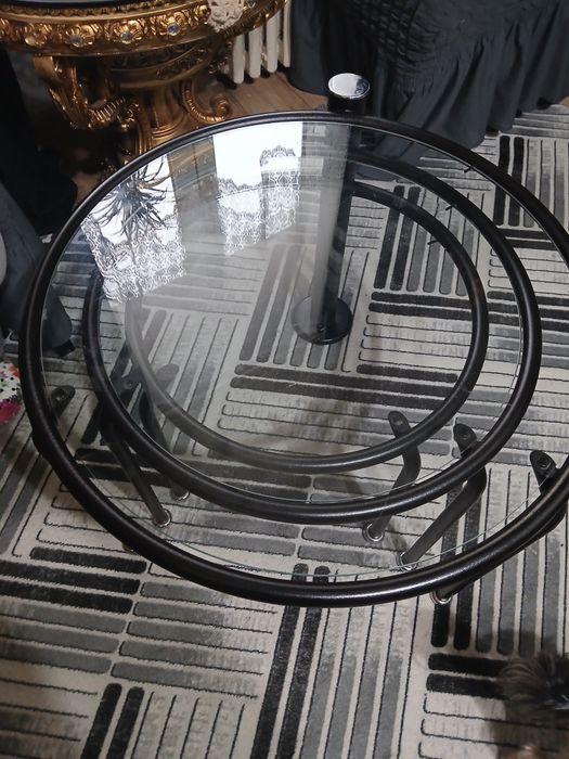 Vând masa de cafea trio