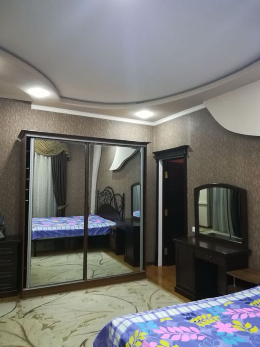 Чиланзар 1.  Срочно Сдаю.  2 х комнатная аренда