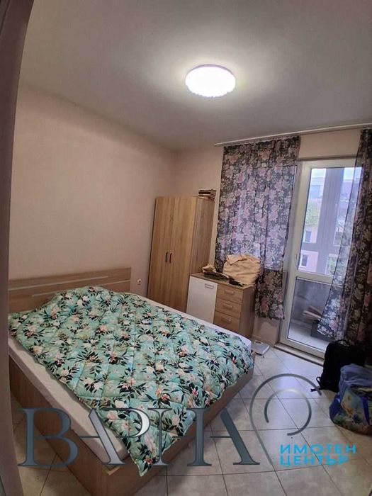 Дава се под наем Двустаен апартамент в Варна, Център - 50 кв.м за 357 € - Снимка #3