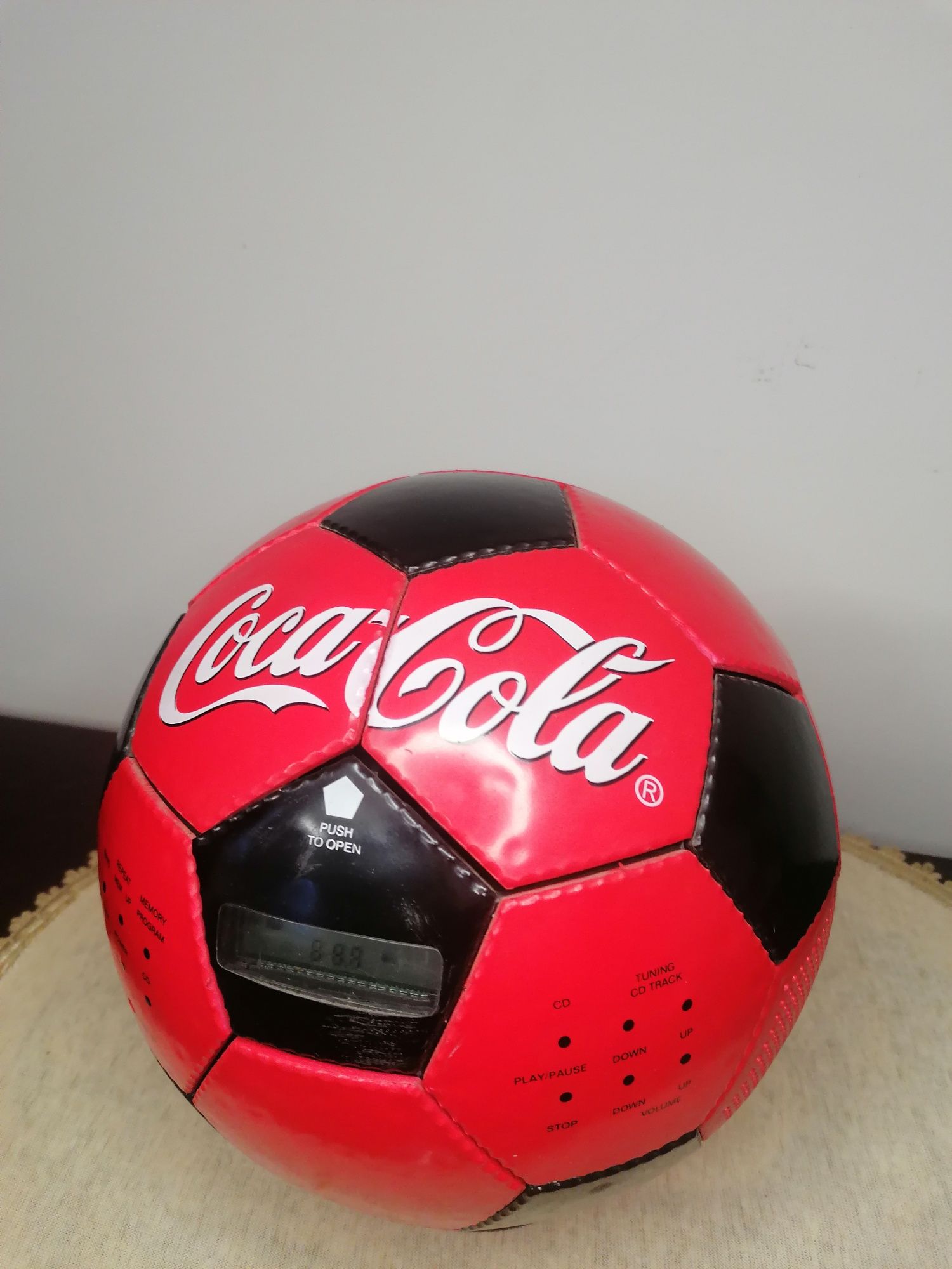 Radio cd Coca Cola minge cu radio și CD anii 90