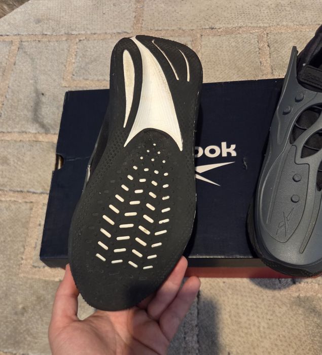 Маратонки reebok floatride 40 номер