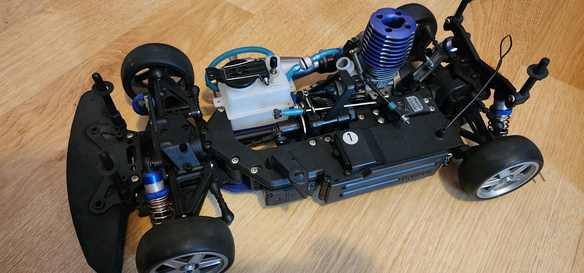 Automodel 4x4  1:10 / motor GXR