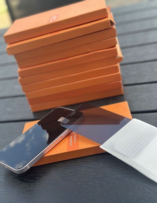 Folie Sticla Privacy iPhone 12/13