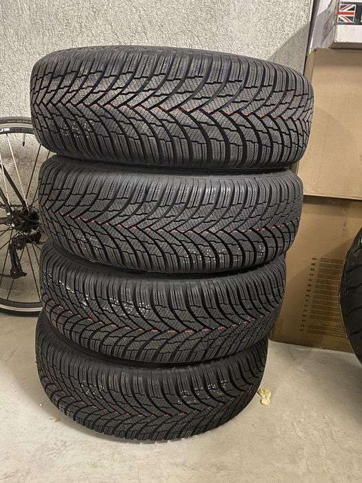 4 бр. 195/65 R15 с джанти