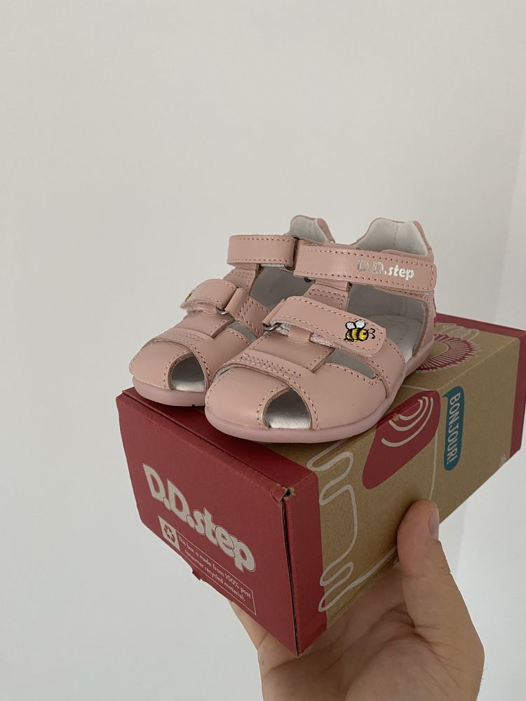 Sandale din piele  DD step noi , pentru copii nepurtate nr 21