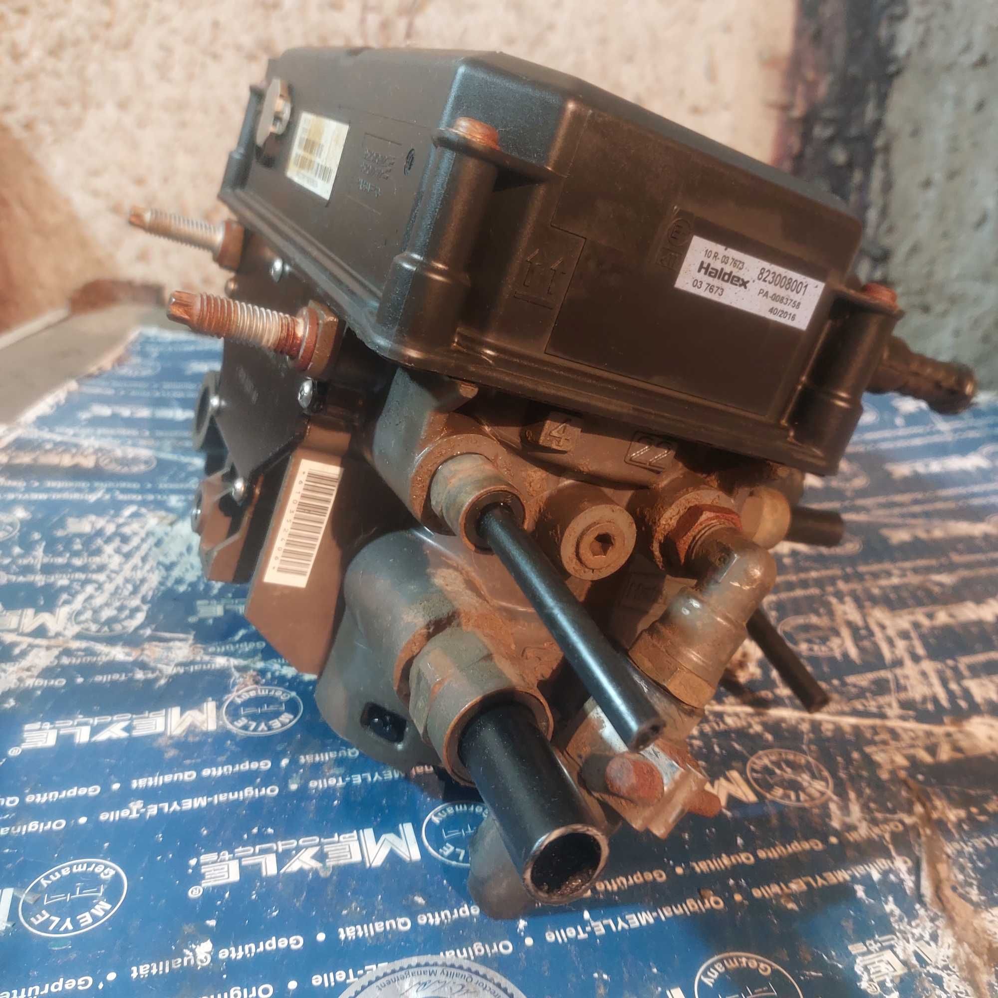 Кран тормозной полуприцепа Haldex EBS.