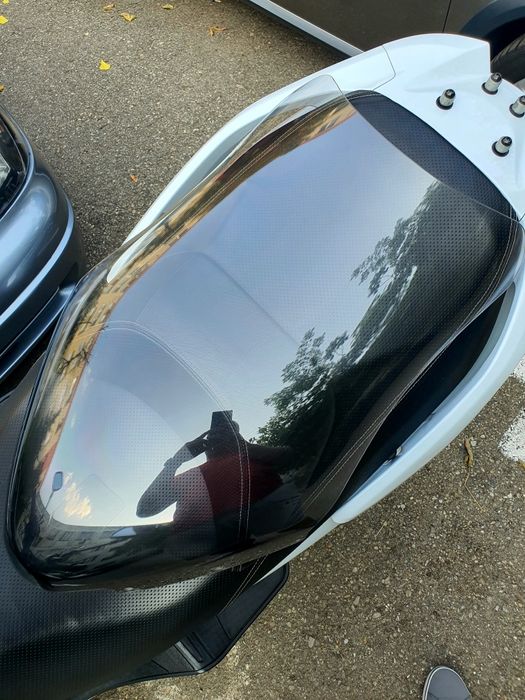 Parbiz Suzuki Burgman 400 (2016)