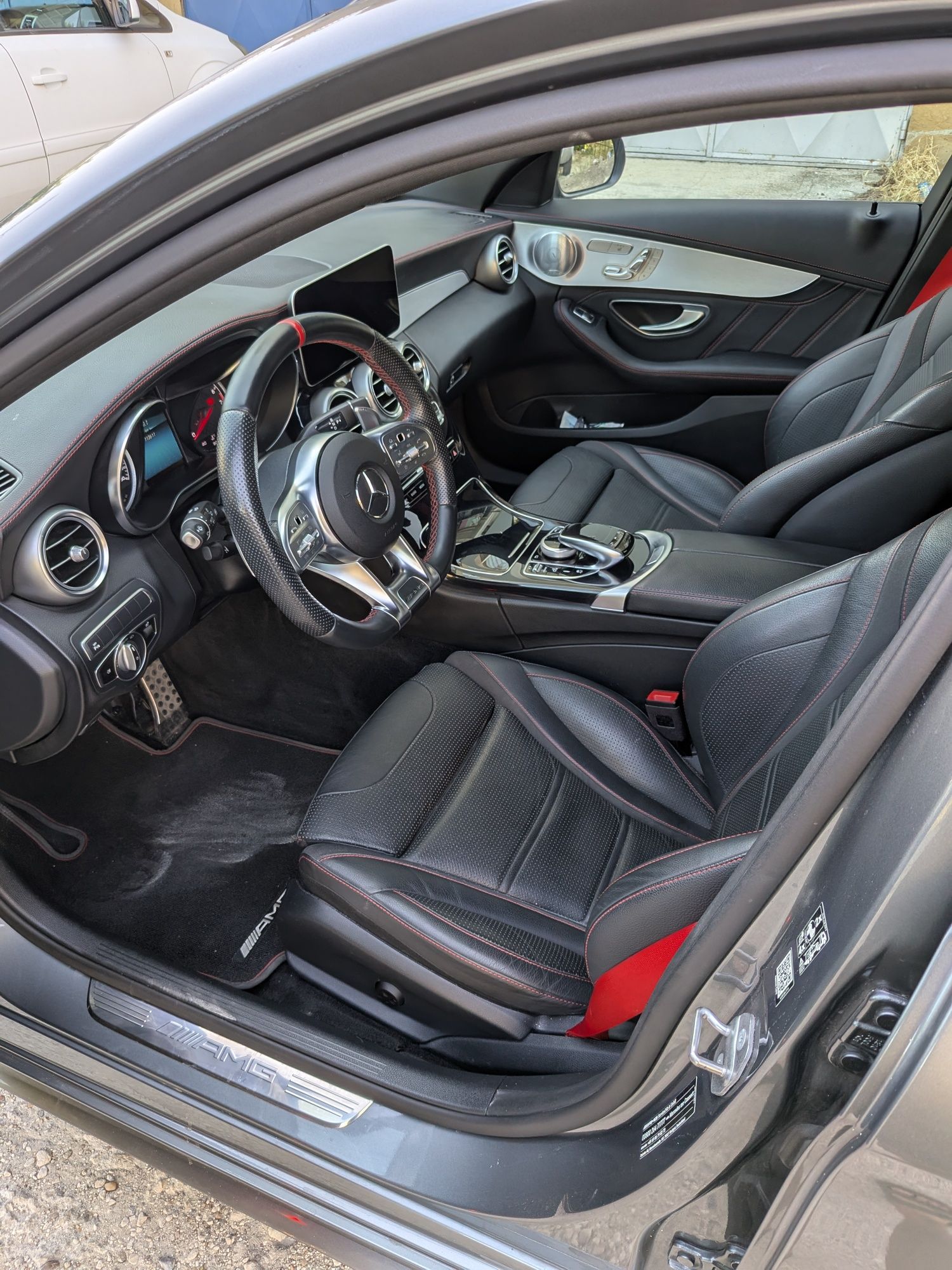 Mercedes-Benz C43 AMG