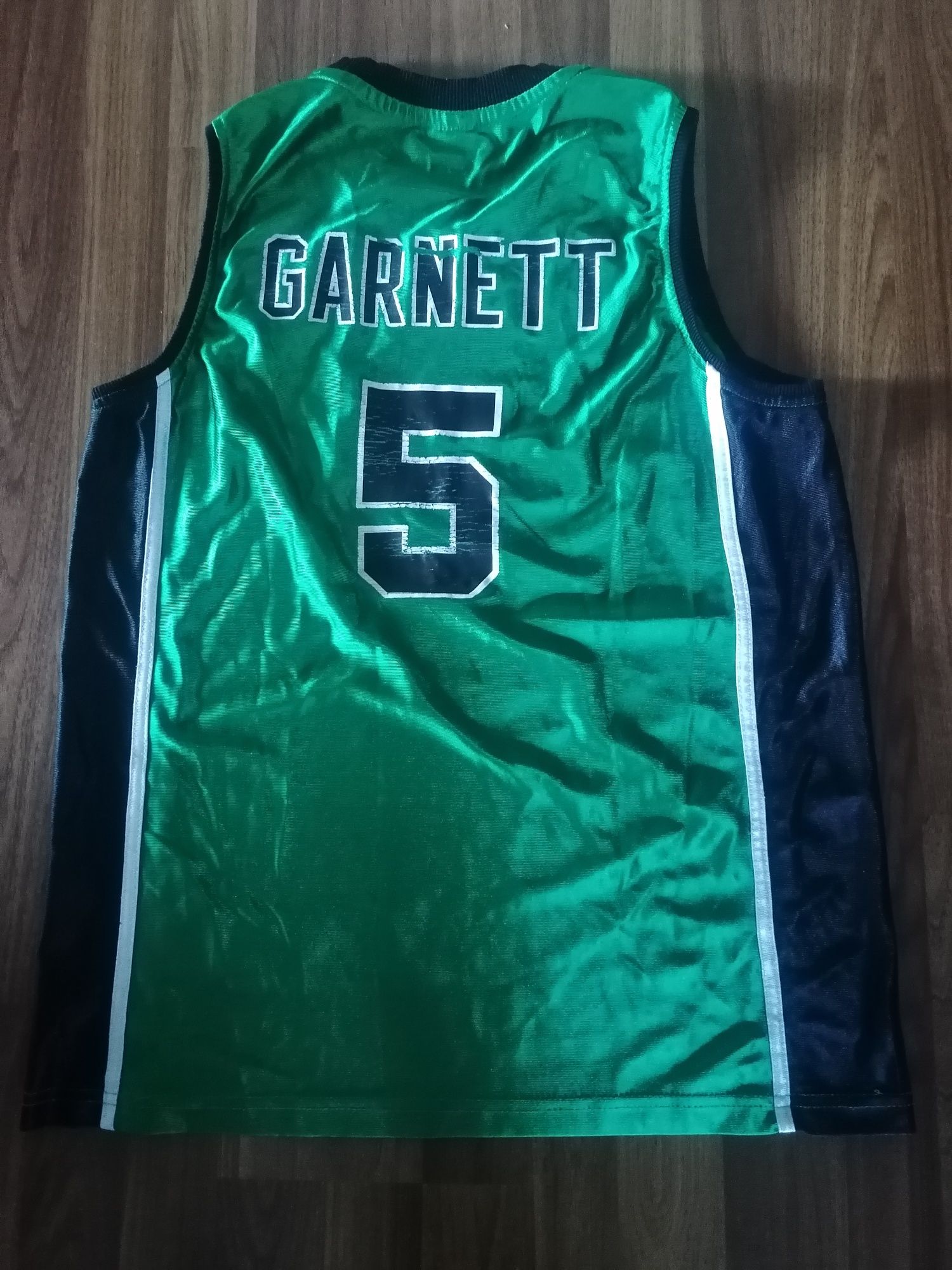 Maieu baschet nr. 5 Kevin Garnett