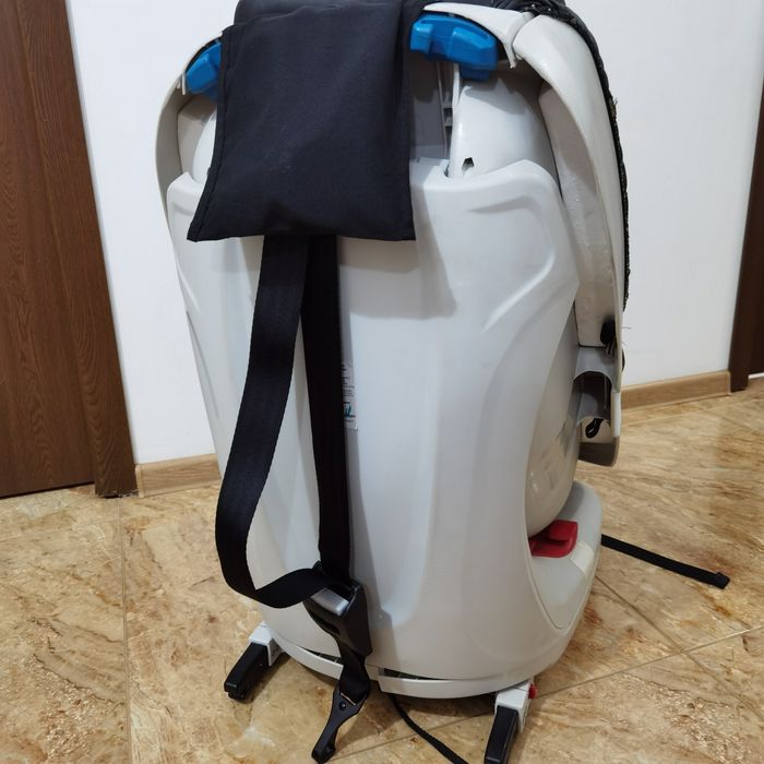 Scaun auto caretero defender