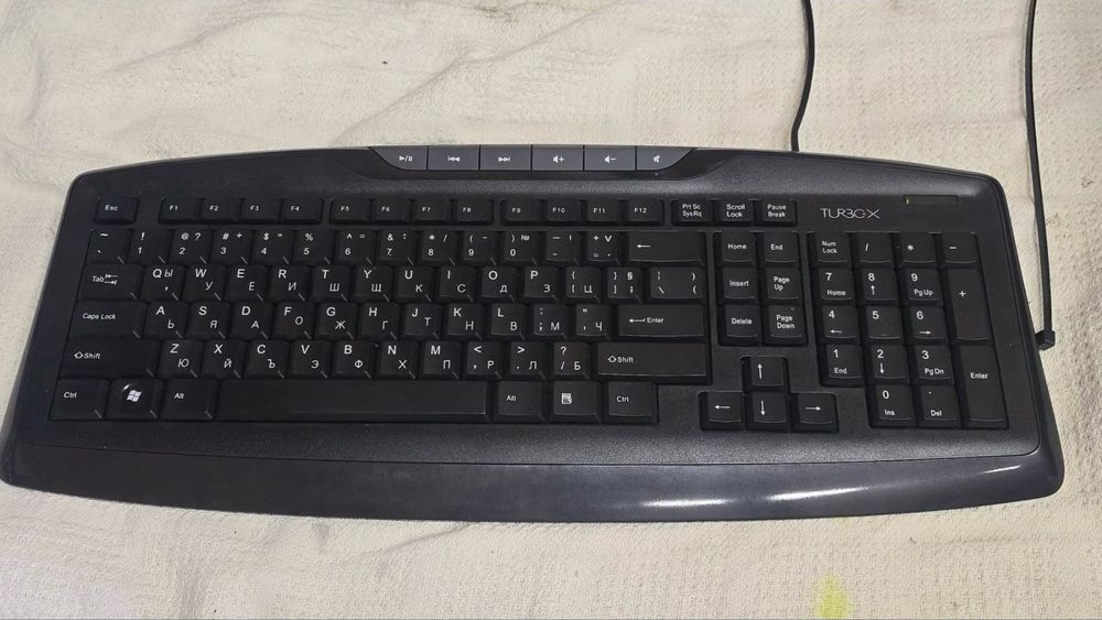 FUJITSU Desktop ESPRIMO C720 .+ монитор