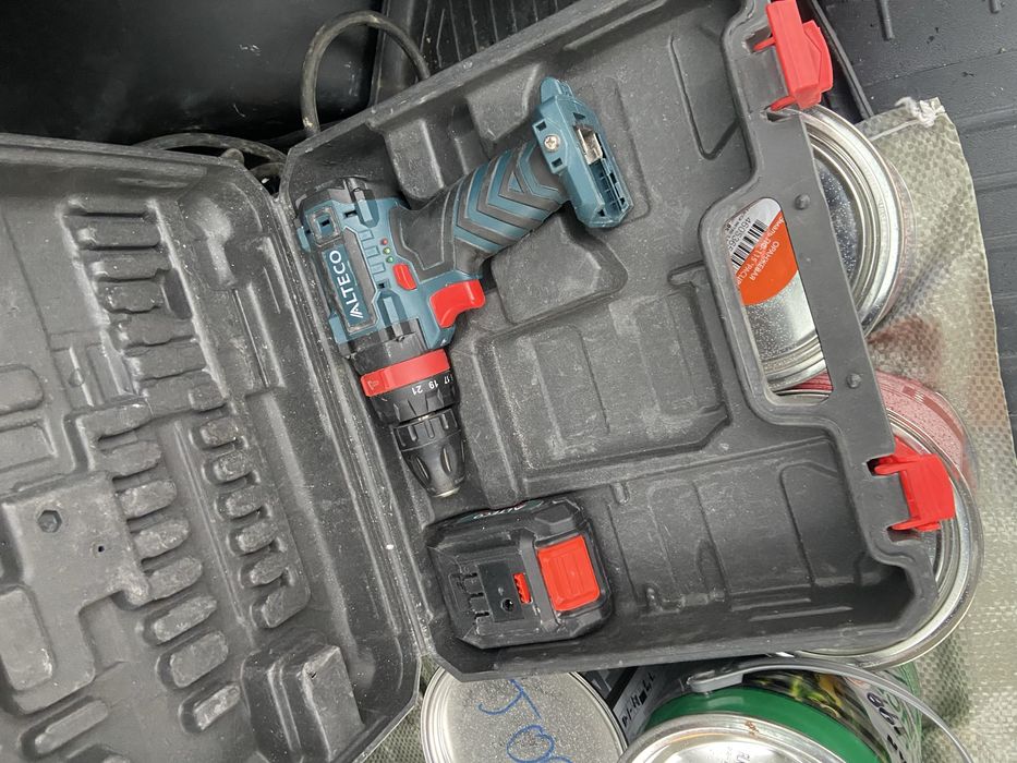 Продаю в срочном порядке два шоуповерта бренда алтека