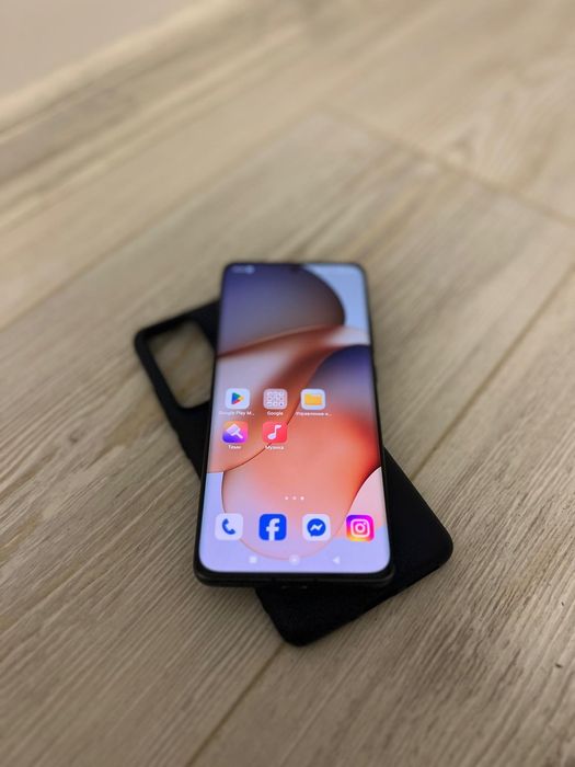 Xiomi 12 256gb RAM 8,0+4.0GB