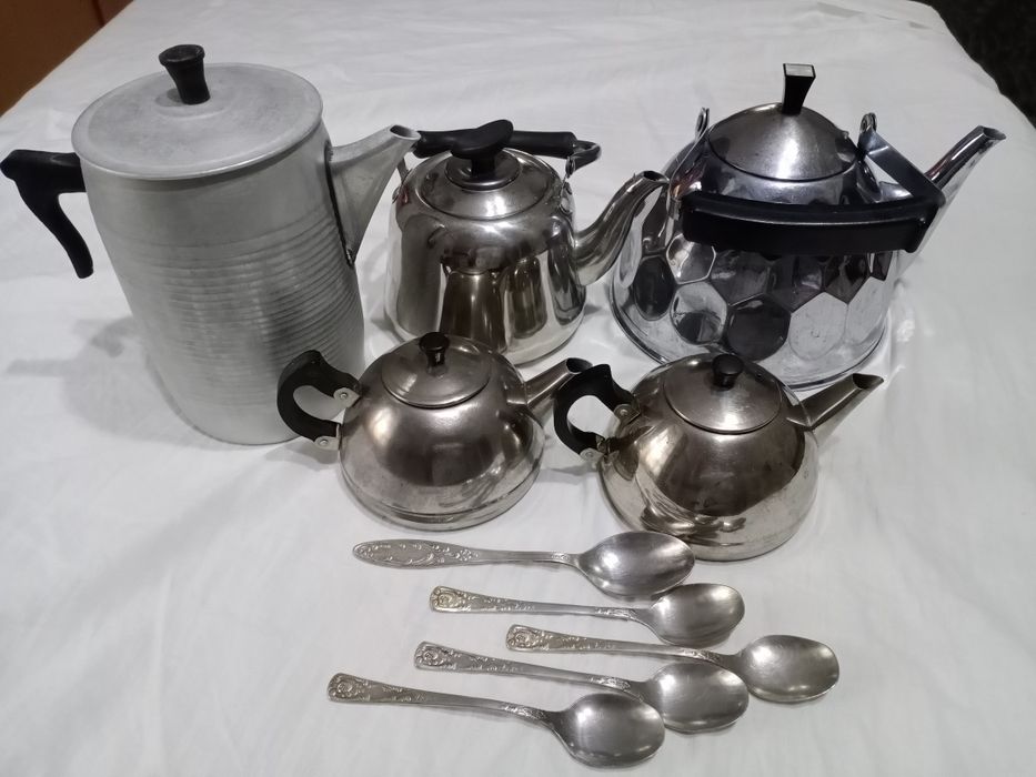 Чайники и ложки мельхиоровые,алюминиевый и нержавеющий чайники