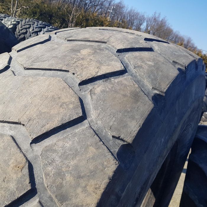 Cauciucuri 23.5R25 Bkt anvelopa de vola HANOMAG incarcator GARANTIE