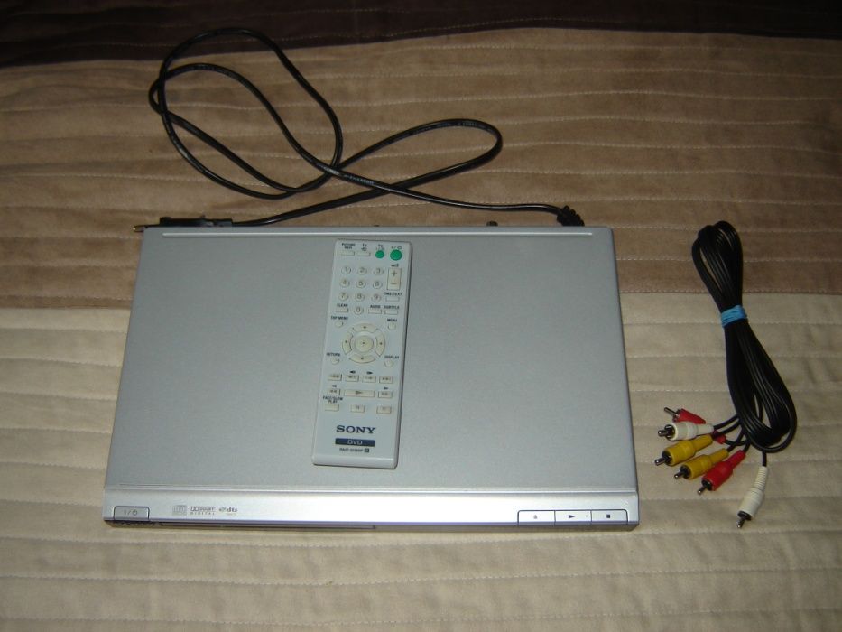 DVD Sony  cu telecomanda Original