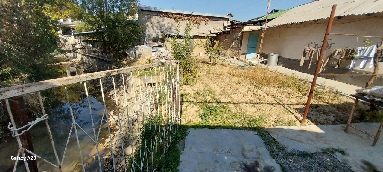 Ховли сотилади 3.9 сот
