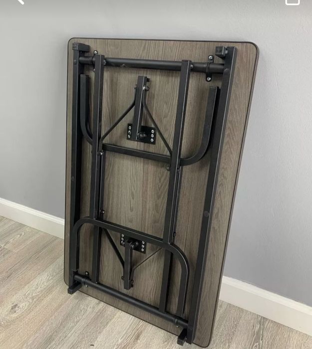 Продам шикарный расскладной стол