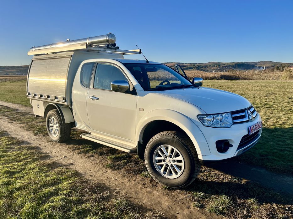 Mitsubishi L200 2015