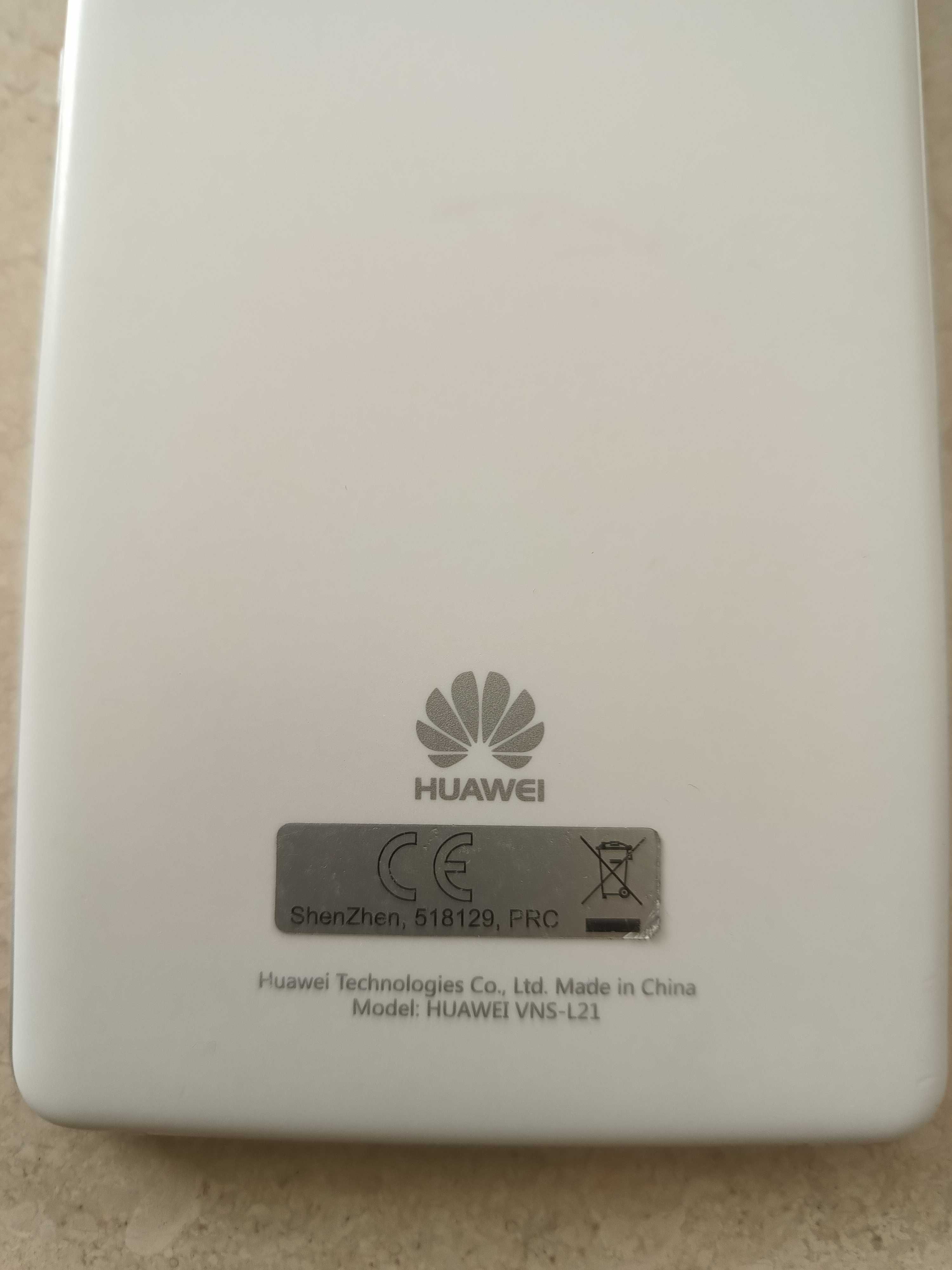 Продавам Смартфон-HUAWEI P9 Lite-Бял