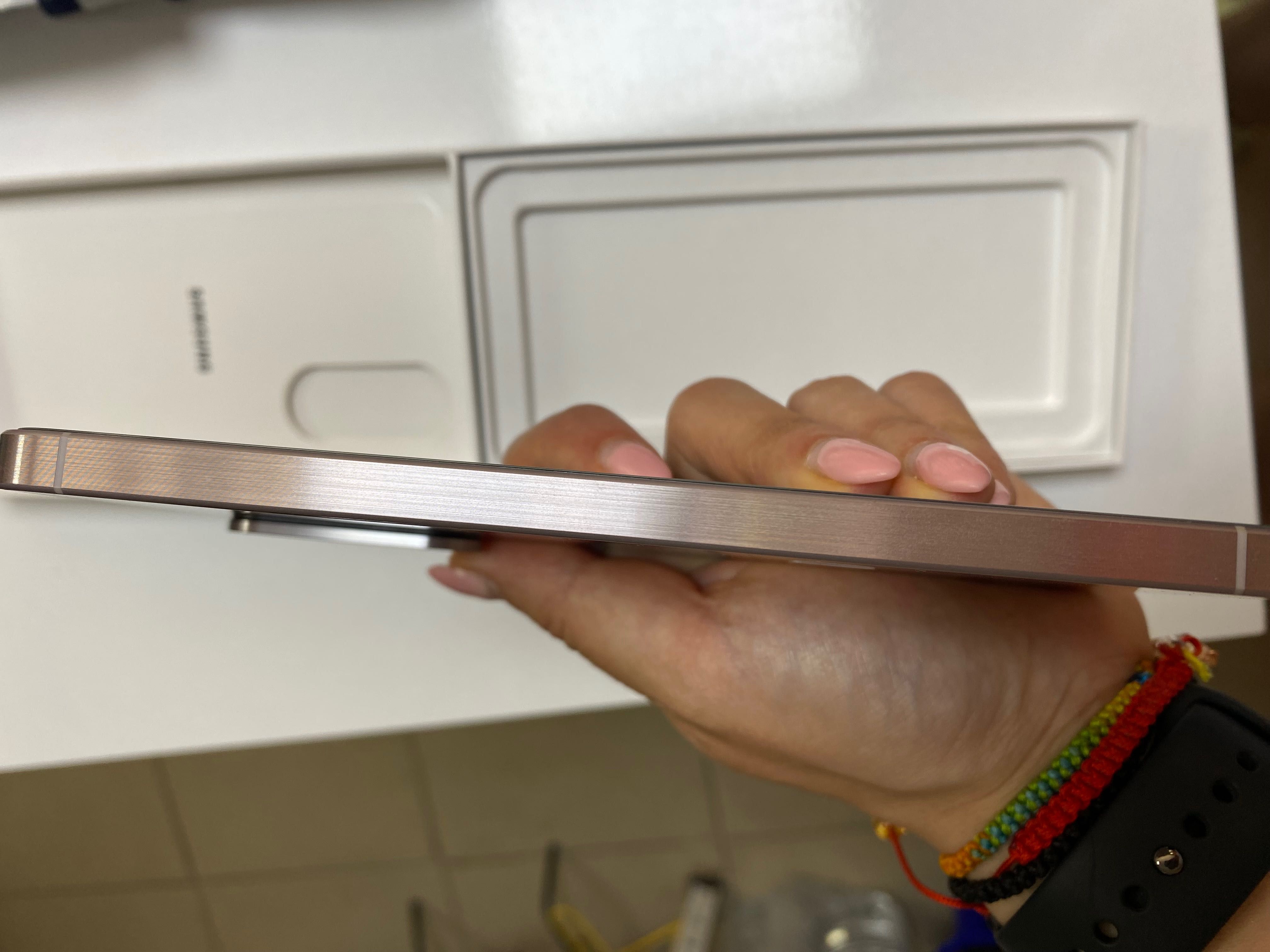 Чисто Нов Samsung Galaxy A56 128GB