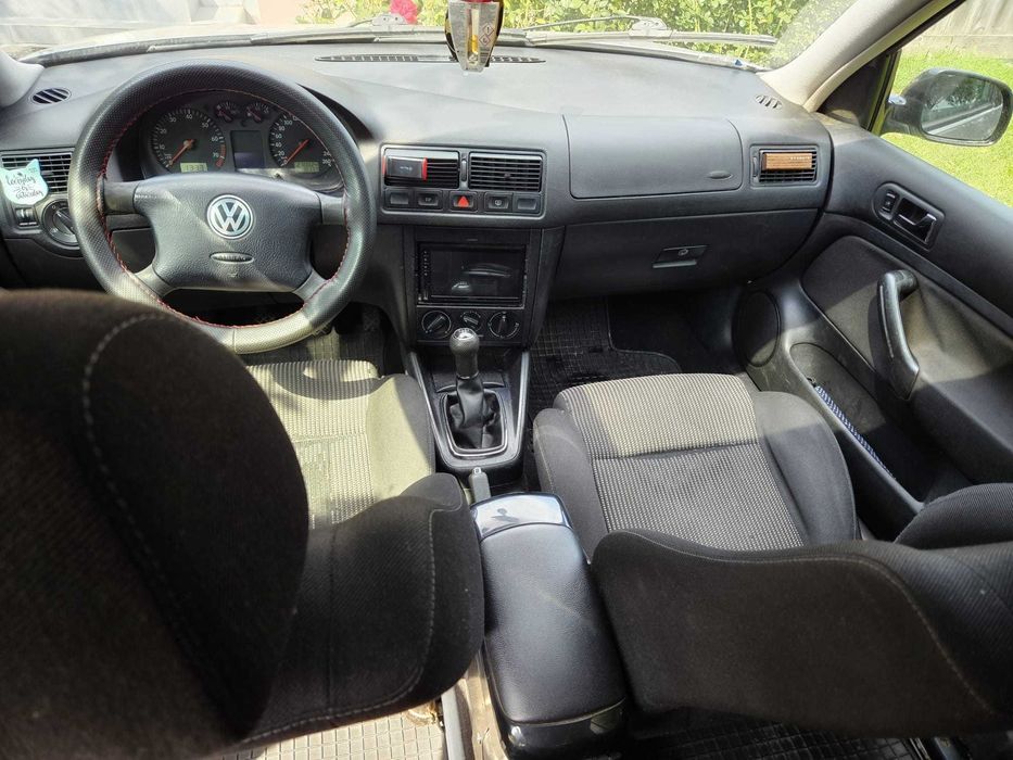 golf 4 1.6 benzina 105 cai an 2001